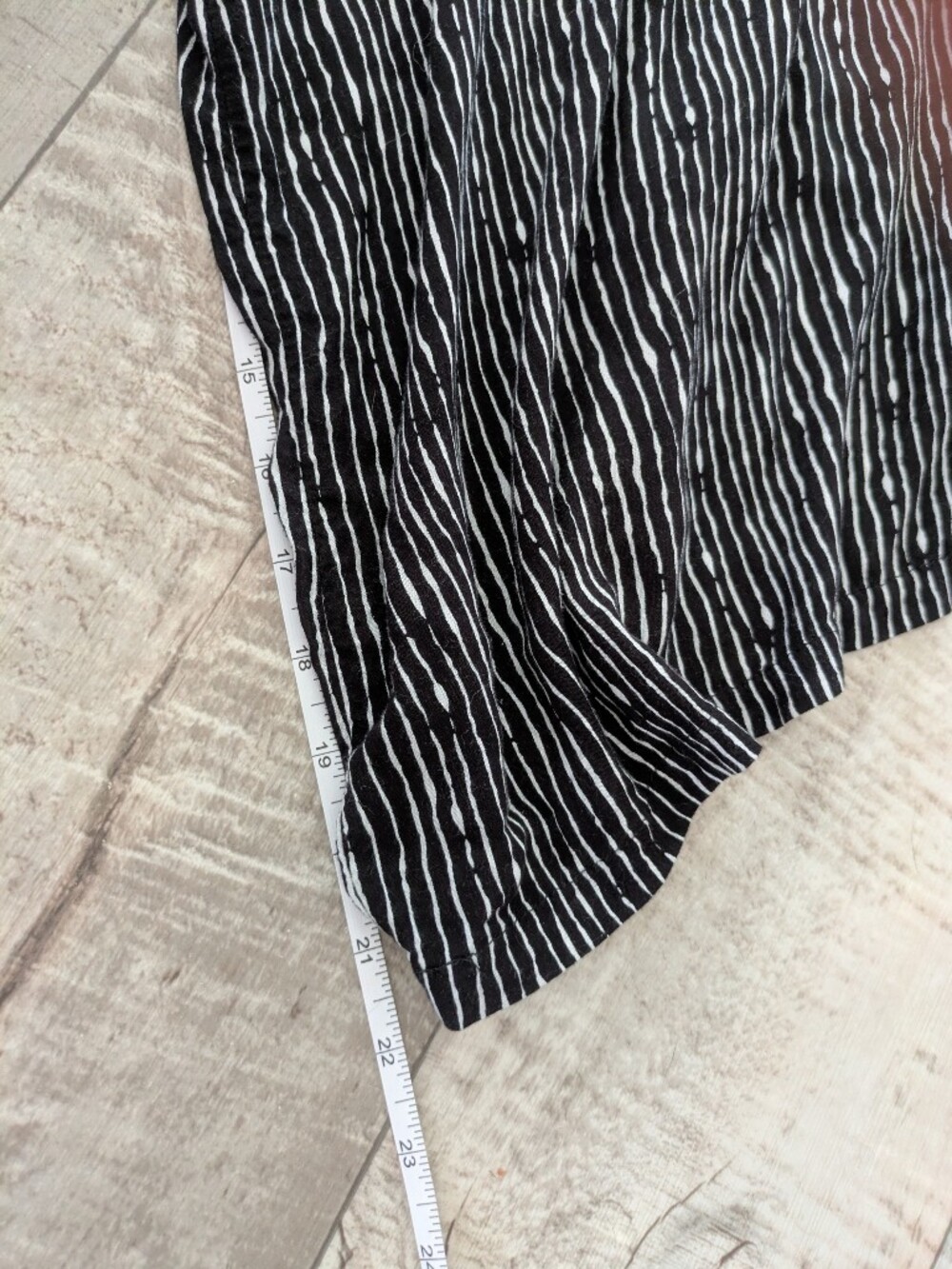 Women's Romper Jumpsuit Size Small Black & White Striped Sleeveless - Picture 4 of 6